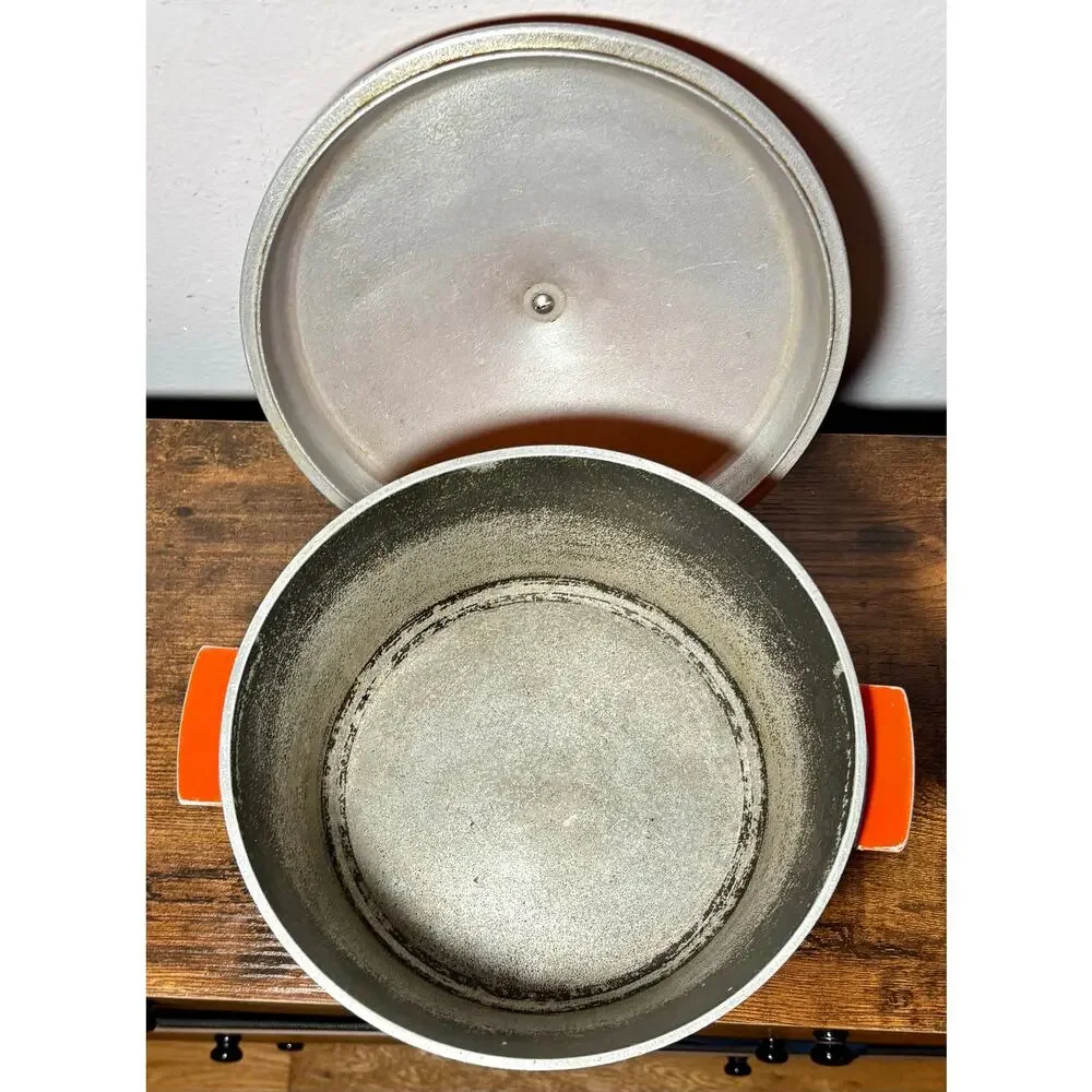 Vintage 1970s Flame Orange Aluminum Namco Australia Dutch Oven 4Qt with Lid